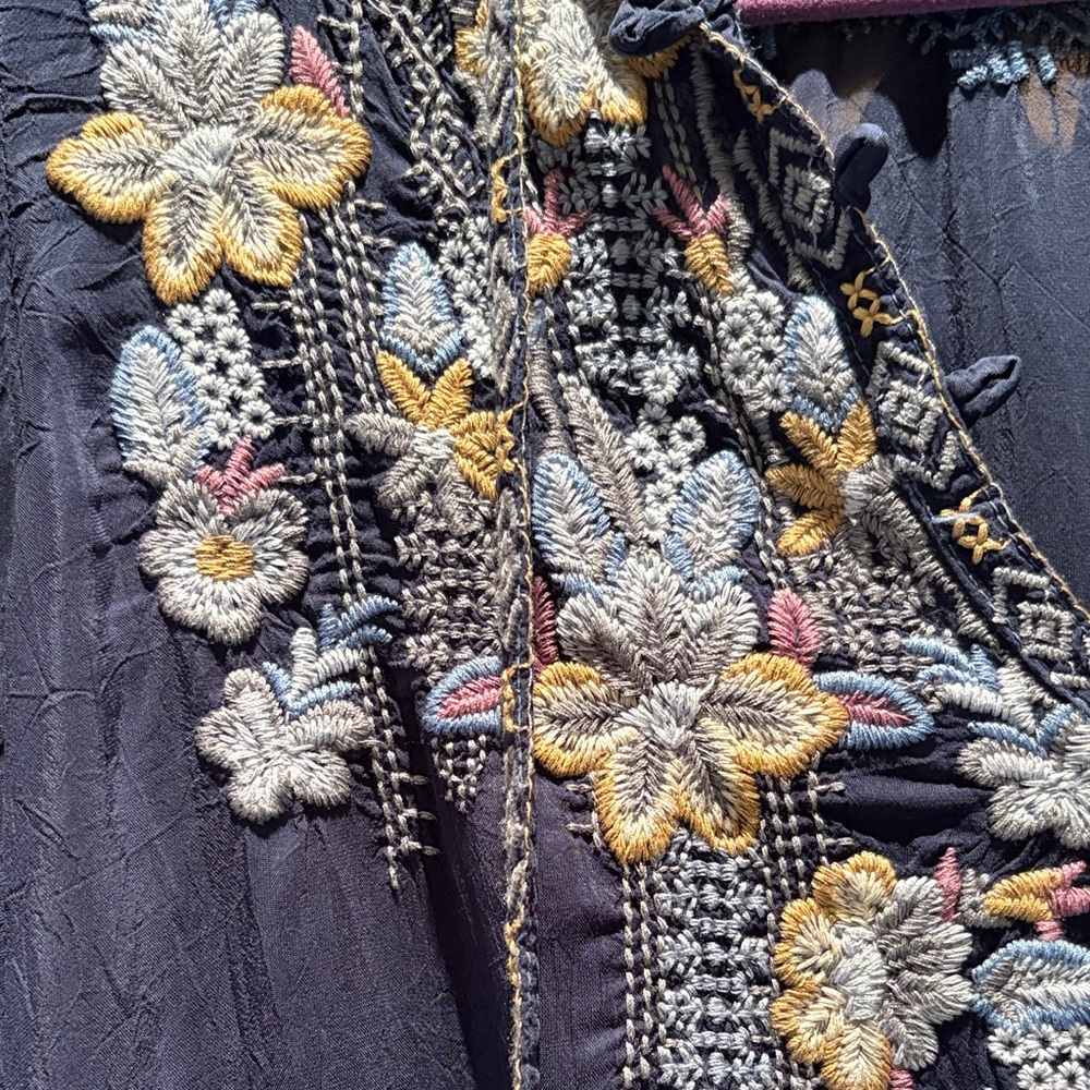 Johnny Was Dark Blue Floral Embroidered Blouse - Picture 10 of 10